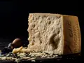 Jak przechowywać parmezan w lodówce, aby nie stracił świeżości
