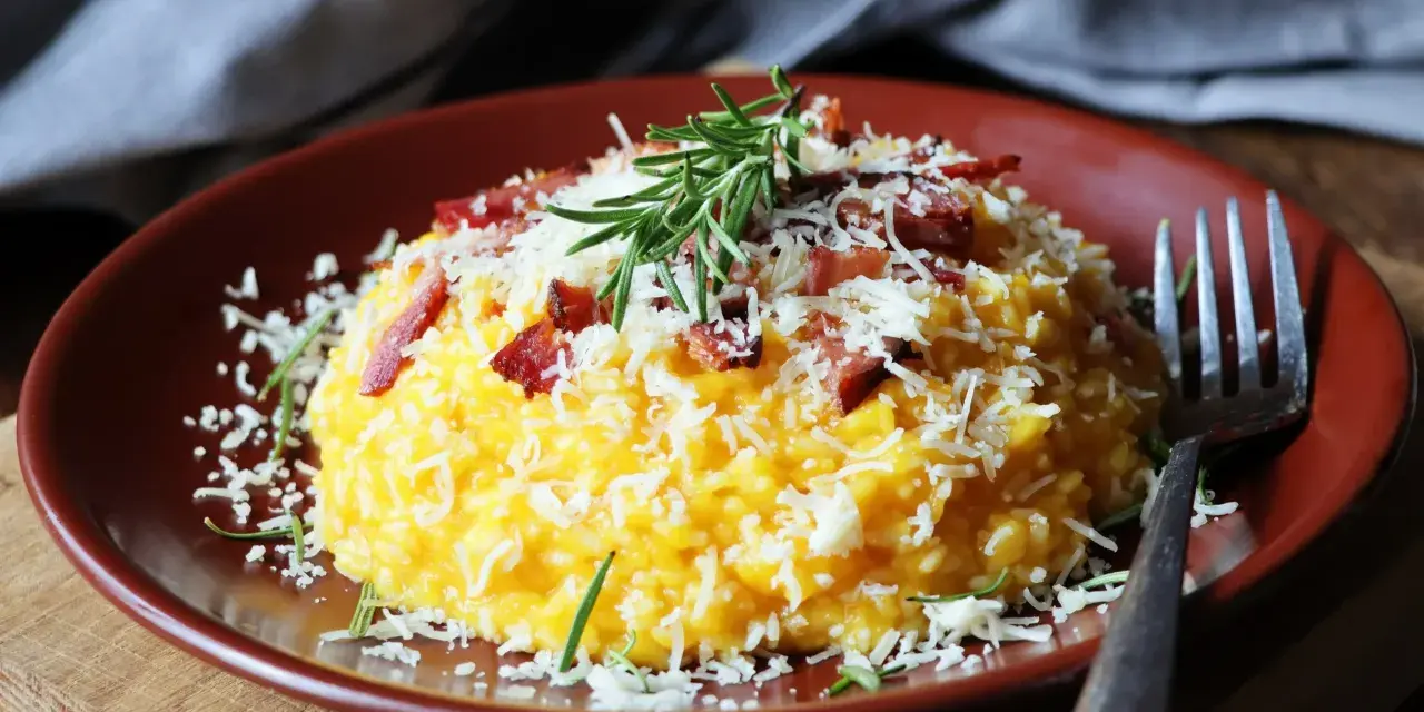Jaki ser do risotto? Odkryj najlepsze opcje, które zachwycą smakiem