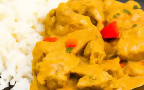 Jak skutecznie zagęścić curry i uniknąć kluchów w sosie
